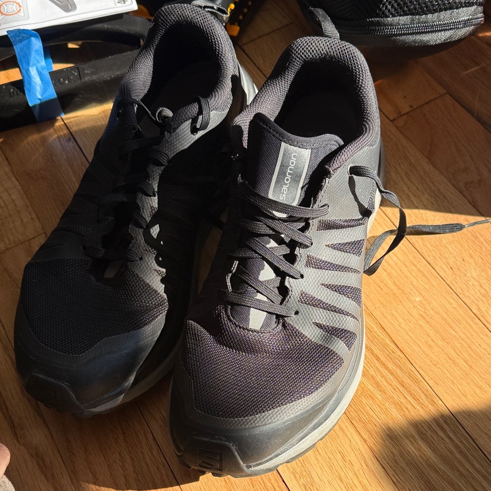 Salomon Men's Black Athletic Shoes